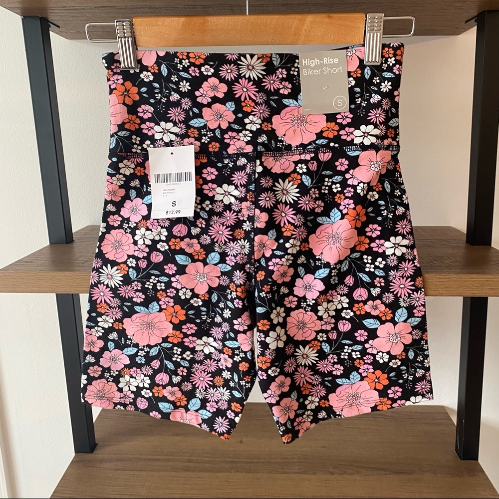 FOREVER 21 Biker Short Bundle - Picture 5 of 5
